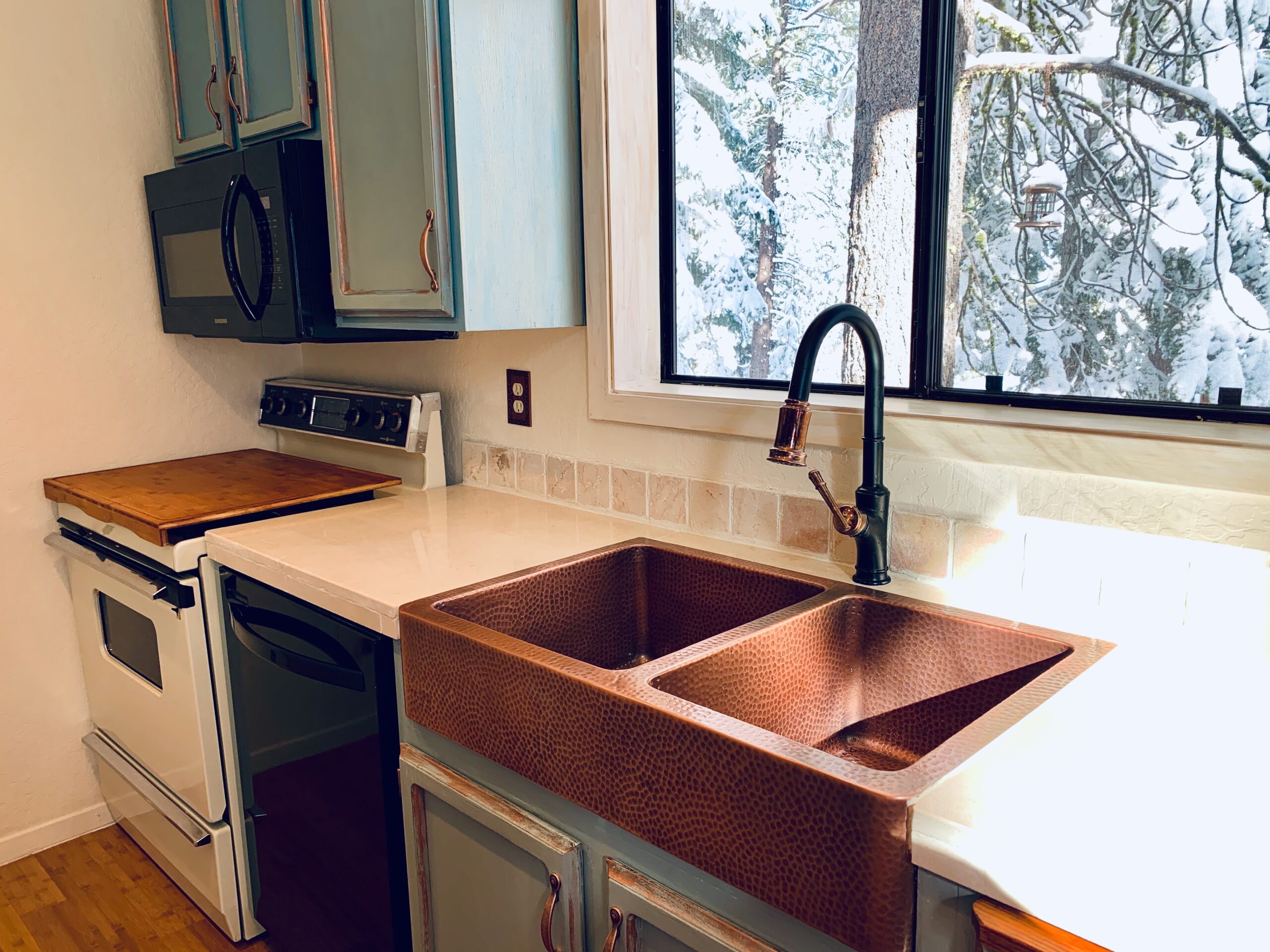Tahoe Truckee Vacation Rentals cozy kitchen in copper and blue